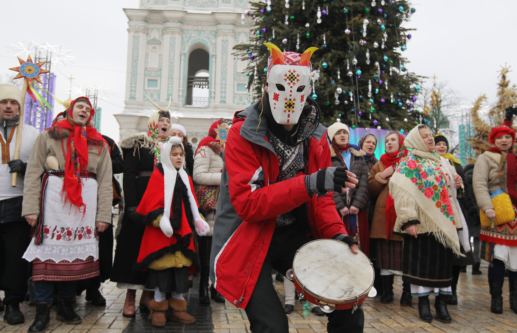 Турніри ведмедів і похорон Кози: що на Маланку робили 100 років тому